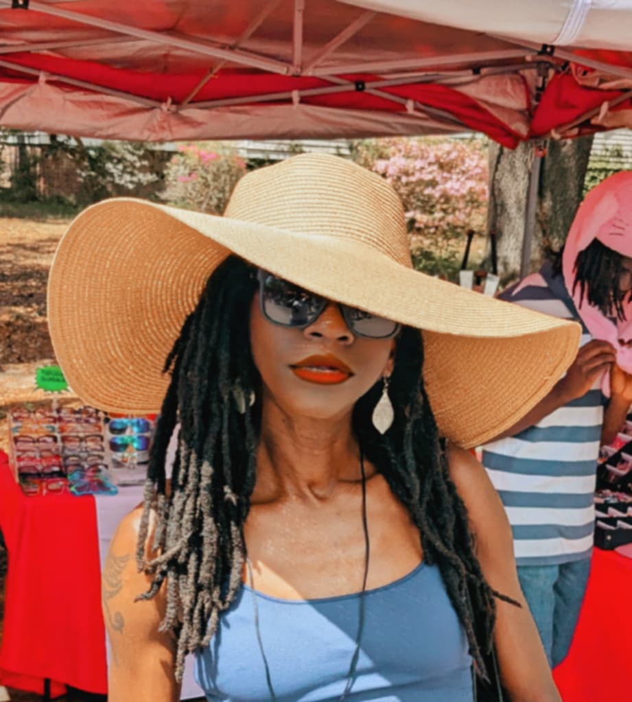 Two Tone Extra Floppy