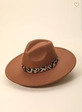 Fedora Leopard Band